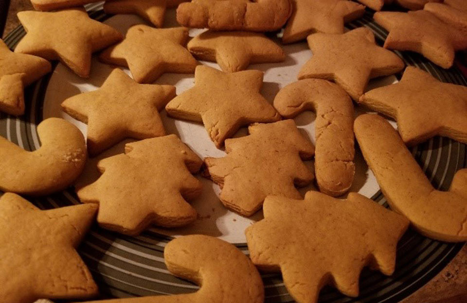 plate of cookies